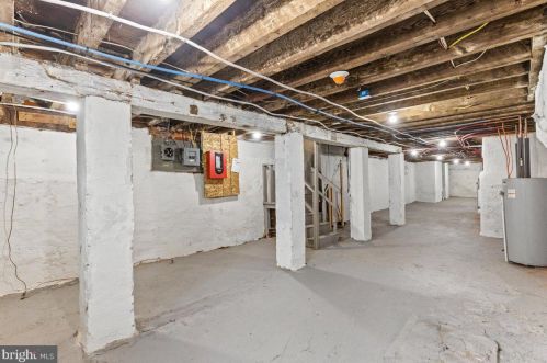 1602 17 St, Philadelphia PA 19132-3930 exterior