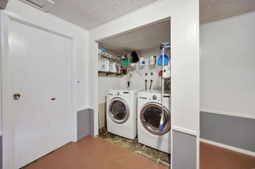 13349 Land O Wood Dr, Saint Louis MO 63141-6028 exterior