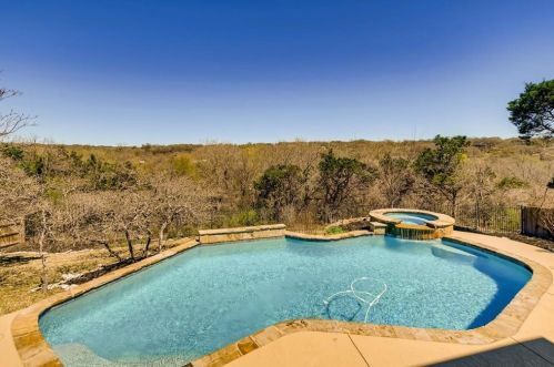 9304 Evening Primrose Path, Austin TX 78750-3546 exterior