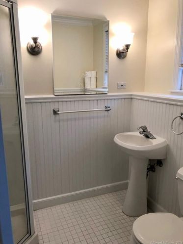 50 High Pt Rd, Westport CT 06880-3905 exterior