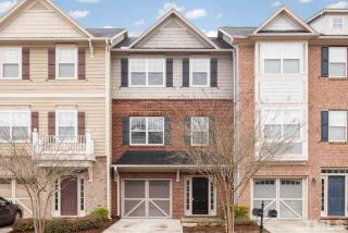 136 Linden Park Ln, Cary, NC 27519-9115
