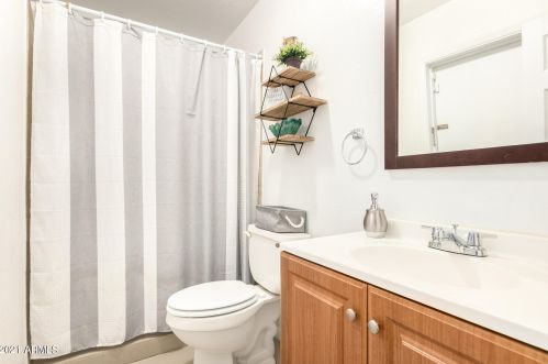 3820 Bethany Home Rd, Phoenix AZ 85015-2507 exterior