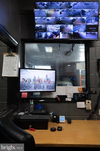 231 2nd St, Philadelphia PA exterior