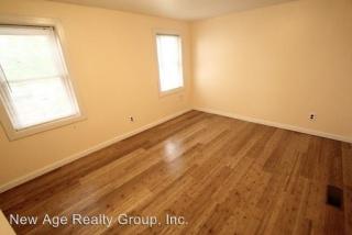 4604 Kingsessing Ave, Philadelphia PA  19143-3808 exterior