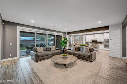 923 Kaibab Dr, Chandler AZ 85248 exterior