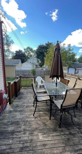 305 Wilcox, Joliet IL 60435-6971 exterior