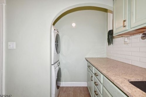 654 Blvd, Union City NJ 07086-6839 exterior