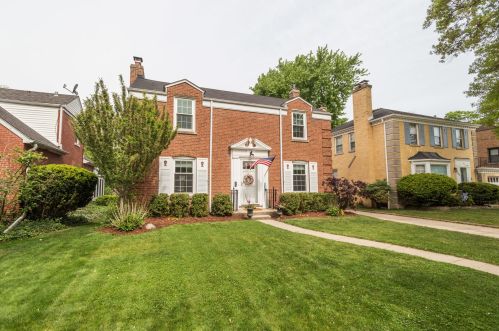 6706 Loleta Ave, Chicago, IL 60646-1424