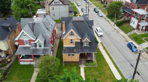 5420 Avondale Pl, Pittsburgh PA 15206-1402 exterior