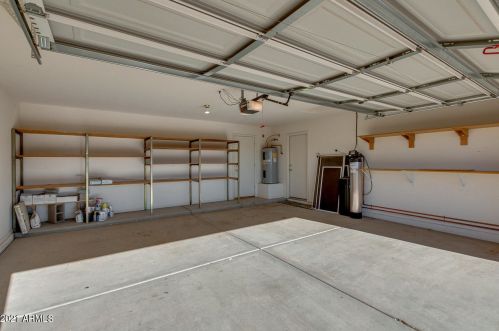 45809 37 Ave, Phoenix AZ 85053-4616 exterior