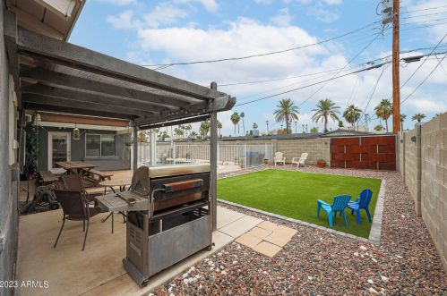 4820 14th Ave, Phoenix AZ  85013-2414 exterior