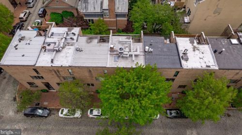 331 2nd St, Philadelphia PA 19122-3324 exterior