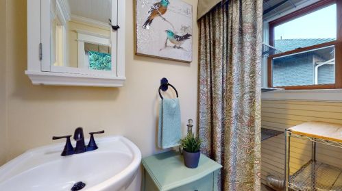 244 12 St, San Jose CA 95112-3436 exterior