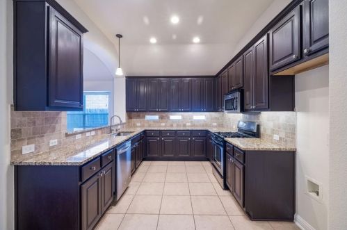 10124 Anahuac Trl, Austin, TX 78747-2681