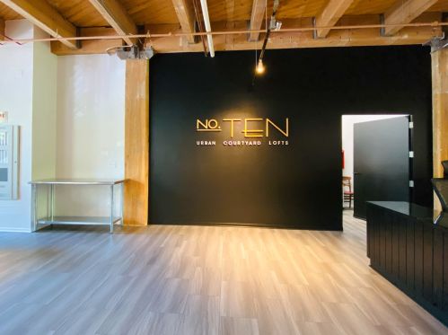 1040 Adams St, Chicago IL  60607-2912 exterior