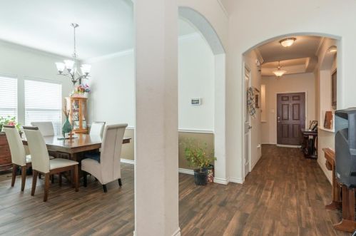 5938 Harbor Glen Dr, Dallas TX 75249-2828 exterior