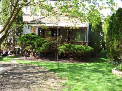 1650 Arnold St, Pittsburgh PA 15205-3503 exterior