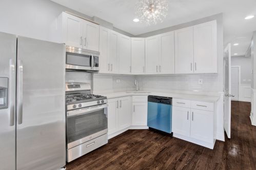 7112 Rhodes Ave, Chicago IL  60619-1114 exterior