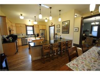 1723 32nd St, Cleveland OH  44113-4513 exterior