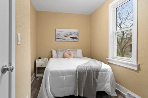 2540 Booth St, Milwaukee WI 53212-2907 exterior