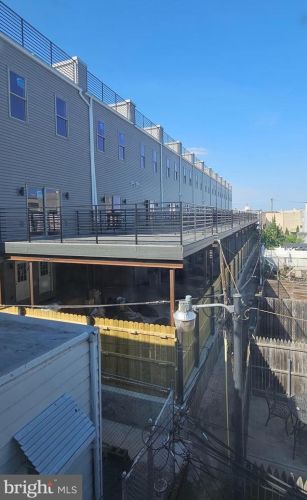 2629 Allegheny Ave, Philadelphia PA 19132-1222 exterior