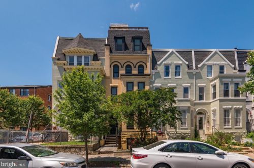 2550 University Pl, Washington DC  20009-4509 exterior