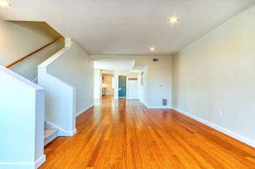 3206 Mary St, Pittsburgh PA  15203-2557 exterior