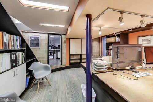 5171 Macarthur Blvd, Washington DC 20016-3315 exterior