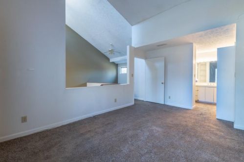 1152 Lynmoor Dr, Atlanta GA 30319-4126 exterior