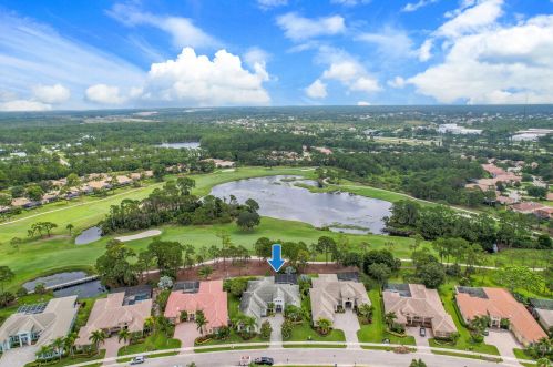 9328 Scarborough Ct, Fort Pierce FL  34986-3360 exterior