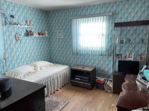 4 Dolly Dr, Commack NY 11725-2305 exterior