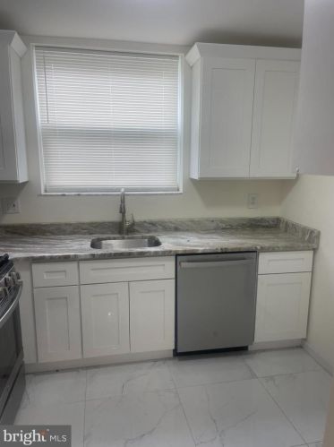 2512 Marshall St, Philadelphia PA 19120-3739 exterior