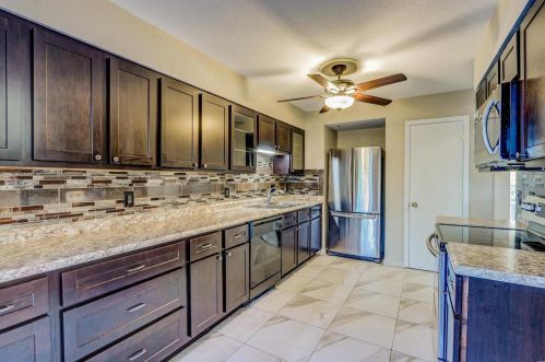 1708 Pineberry Ct, Saint Louis MO 63146-4254 exterior