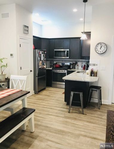 202 Terrace Ave, Hasbrouck Heights NJ  07604-1815 exterior