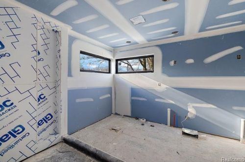 1852 Holland St, Bham MI 48009-6856 exterior