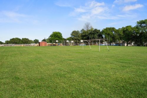 3543 91st St, Milwaukee WI 53228-1537 exterior