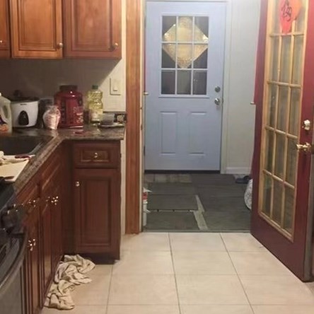 8 Lowell St, Worcester MA 01603-2607 exterior