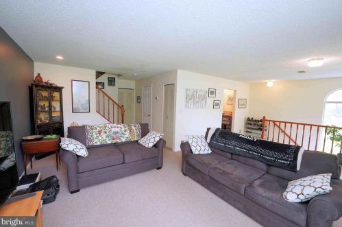 46 Lehavre Ct, Trenton NJ  08619-4723 exterior