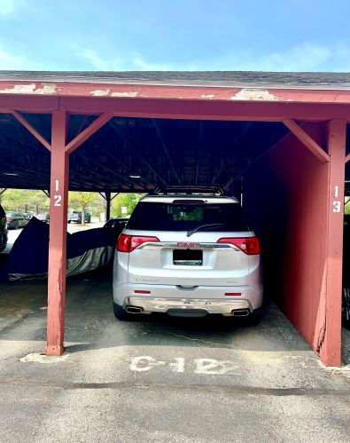 12 Side Dr, Concord NH  03301-5402 exterior