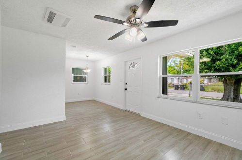 524 14 St, Fort Pierce FL 34950-2846 exterior