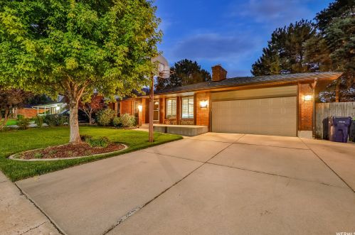 1768 Abbedale Ln, Sandy UT 84092-3723 exterior