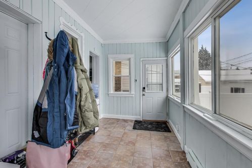 5327 Oakdale Ave, Chicago IL 60657-8139 exterior