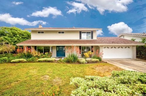 2017 Las Lanas Ln, Fullerton CA  92833-1706 exterior