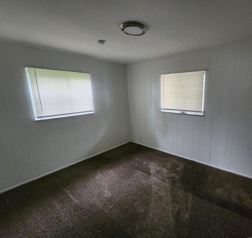 10405 Hobkirk Dr, Saint Louis MO 63137-3748 exterior