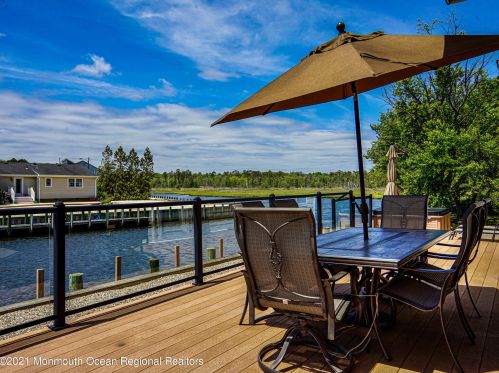 908 Shenandoah Dr, Lacey, NJ 08731-2014