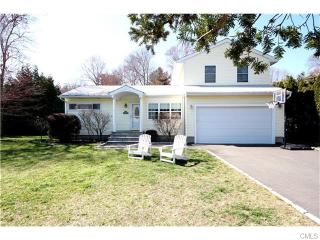 14 Hale St, Westport, CT 06880-5136