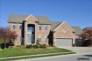 11914 Deer Creek Dr, Omaha, NE 68142-1626