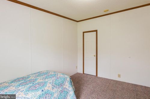 518 Pheasant Rdg Cir, Lancaster PA exterior