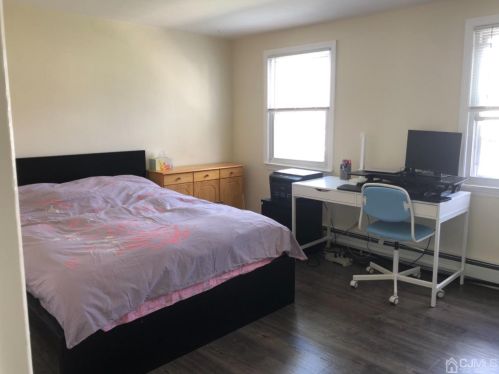 273 Rose St, Metuchen NJ 08840-2350 exterior