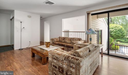 77 Slope, Clinton NJ 08809-1134 exterior